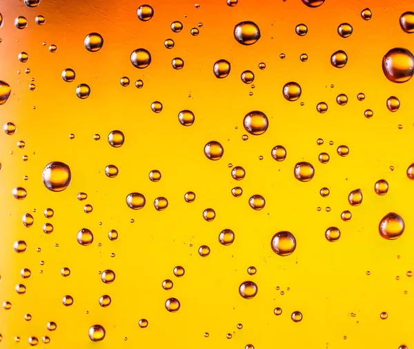 Gotas de água em copo de cerveja. Fechar . — Fotografia de Stock