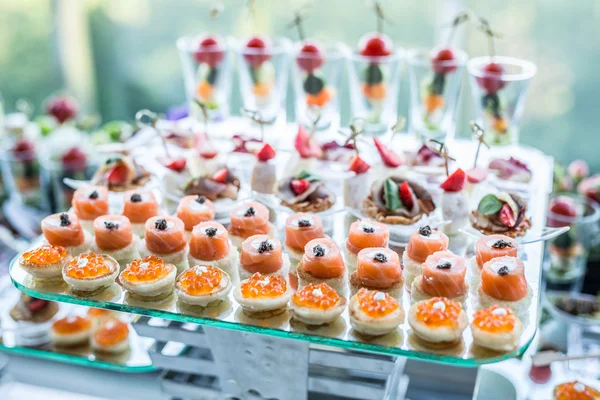 Canapes választék. — Stock Fotó