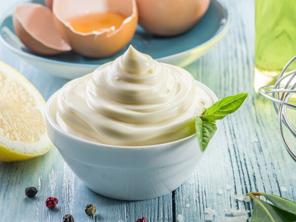 Natural mayonnaise ingredients and the sauce itself.