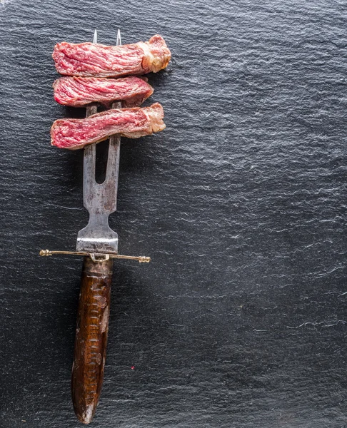 Střední Ribeye steak. — Stock fotografie