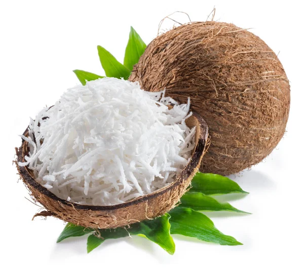 Fruto Coco Agrietado Con Pulpa Blanca Rallada Coco Entero Aislado — Foto de Stock