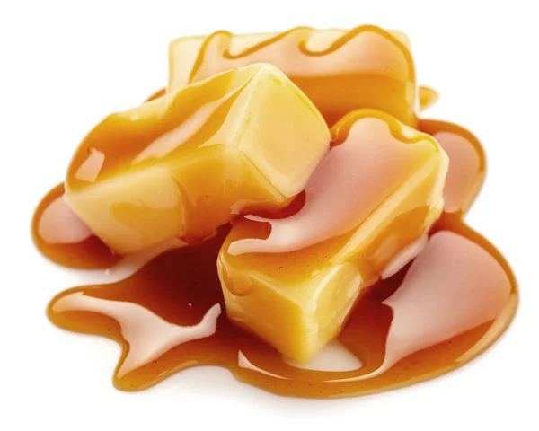 Caramelo Caramelos Cubiertos Con Caramelo Azúcar Derretido Aislado Sobre Fondo — Foto de Stock