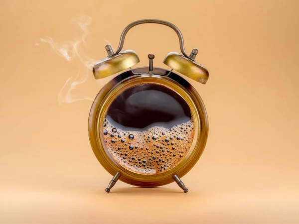 Dampfende Kaffee Drink Collage Heißer Kaffee Inneren Einer Larm Uhr — Stockfoto