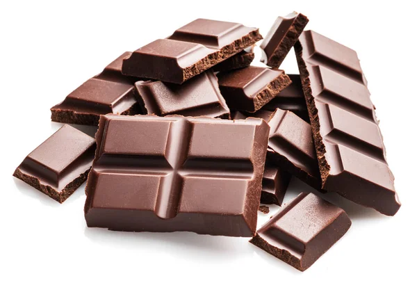 Stukken Pure Chocoladereep Geïsoleerd Witte Achtergrond Zoet Voedsel Gemaakt Van — Stockfoto