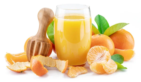 Orangene Mandarinenfrüchte Und Ein Glas Frischer Mandarinensaft Isoliert Auf Weißem — Stockfoto