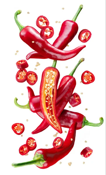 Chiles Rojos Frescos Secciones Transversales Chile Con Semillas Flotando Aire — Foto de Stock