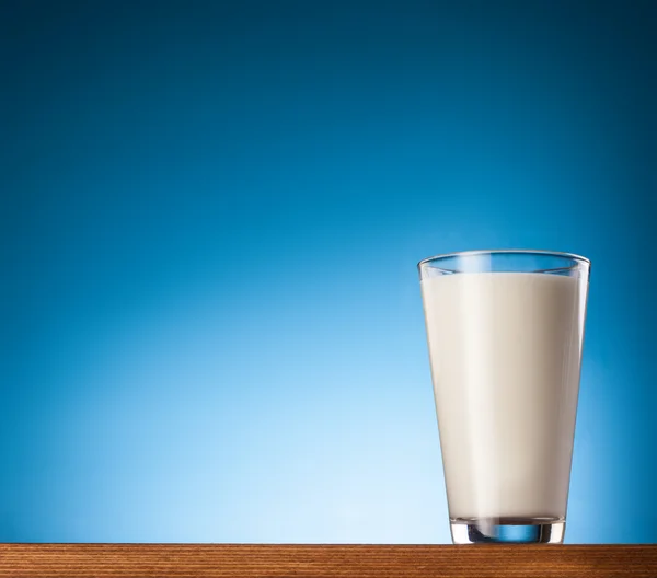 Склянку молока . — стокове фото