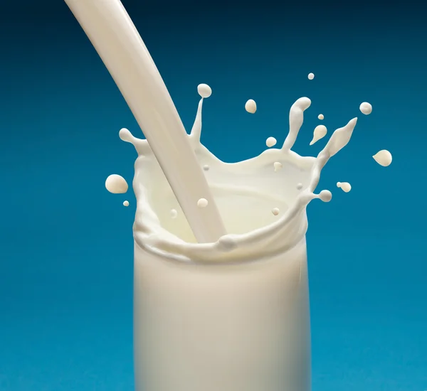 Skvätt mjölk foto. Närbild. — Stockfoto