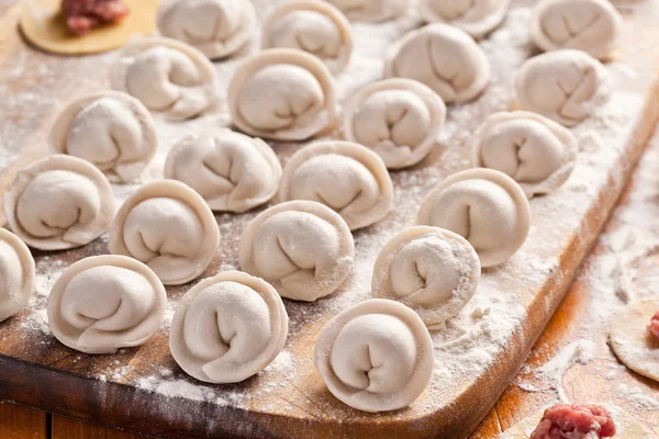 Dumplings. tillagningen. — Stockfoto