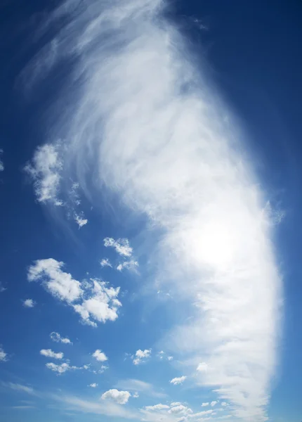 White heap clouds in the blue sky. — Stock Photo, Image