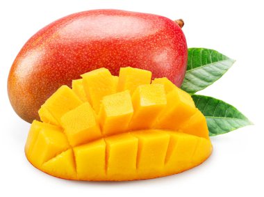 Olgun mango ve mango, beyaz arka planda 