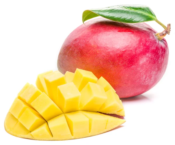 Mango meyve ve mango küpleri. Yüksek kaliteli resim. — Stok fotoğraf