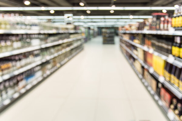 Blurred interior of shopping mall.
