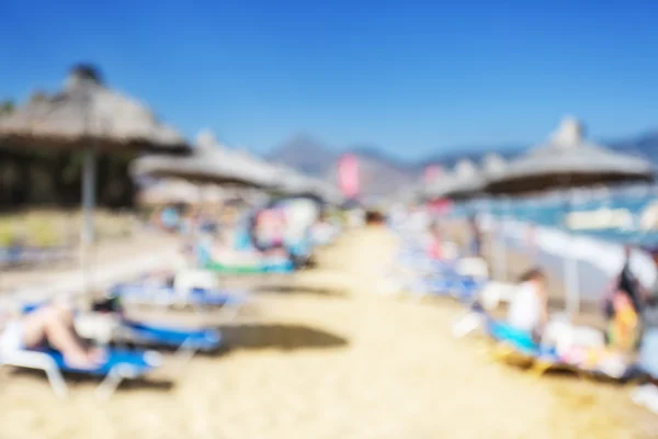 Vista borrosa de la playa del hotel . — Foto de Stock