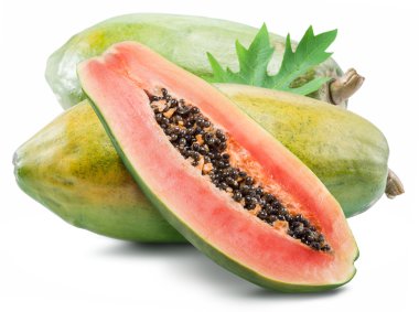 Beyaz arka planda izole Papaya meyvesi.