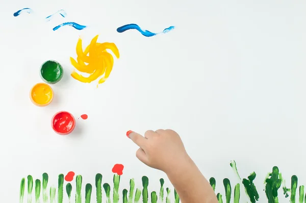 Child draws ink on paper — Stock Photo, Image