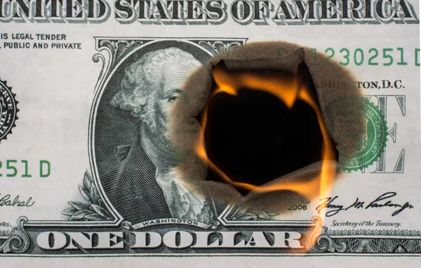 火在纸币 — 图库照片