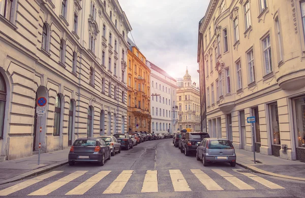 Vintersol i historiska centrum av Wien — Stockfoto