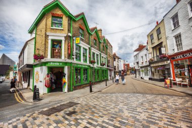 Eski kasaba Canterbury, İngiltere'de, 13 Temmuz 2016 turist