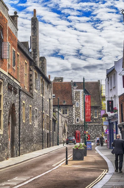 Ulica starego miasta Canterbury, Wielka Brytania, 13 lipca 2016 — Zdjęcie stockowe