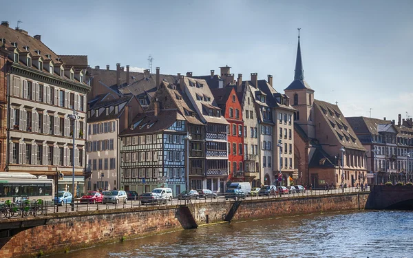 Strasburgo strada dal fiume — Foto Stock