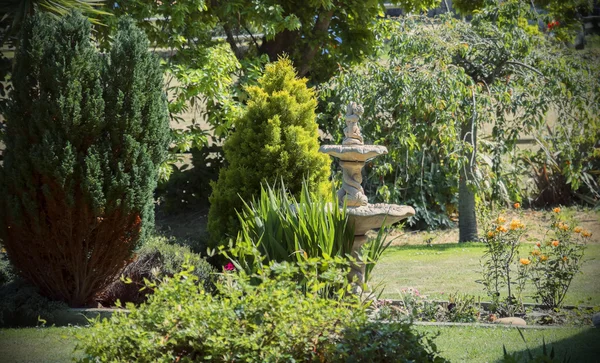 Τυπικό αγγλικό κήπο — Φωτογραφία Αρχείου