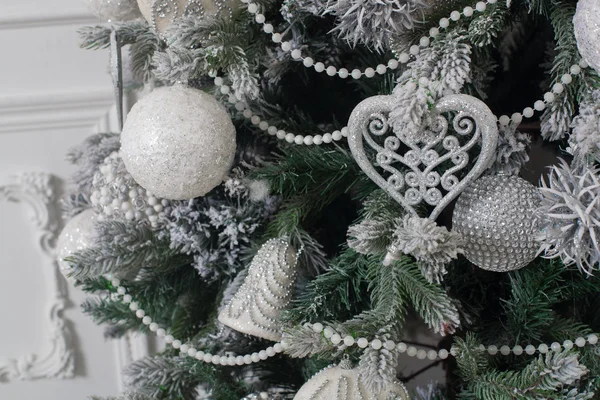 Albero di Natale decorato — Foto Stock