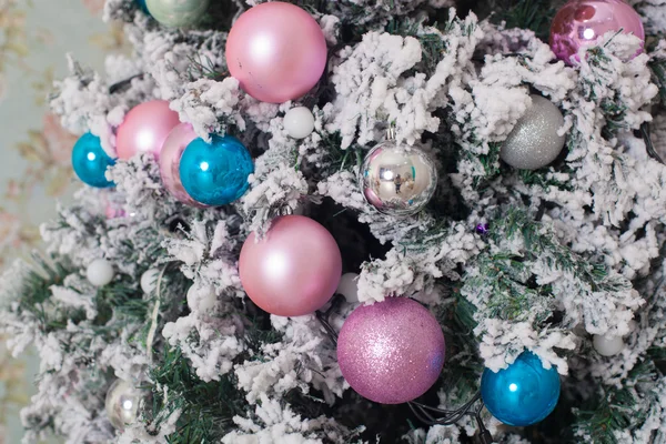 Árbol de Navidad decorado — Foto de Stock