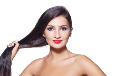 glamour makyajlı genç latin kadın moda