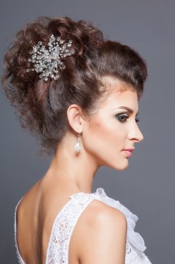 güzel bir gelin moda saç ve makyaj
