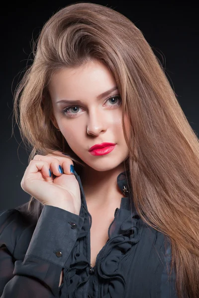 Beautiful hair, portrait of an young girl — Stock Photo, Image