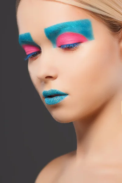 Maquillaje creativo de la señora de la moda, primer plano — Foto de Stock
