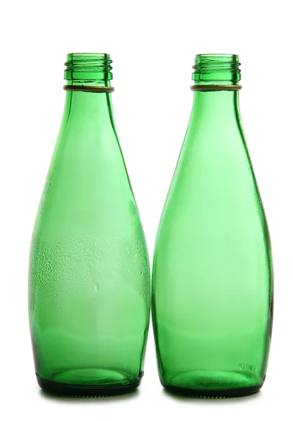 Zelená láhev na bílé — Stock fotografie