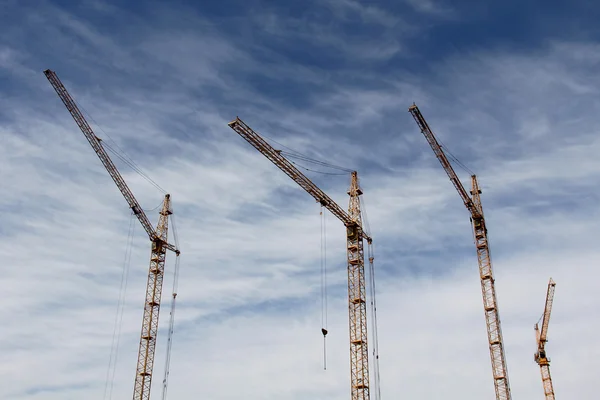 Crane on sky — Stock Photo, Image