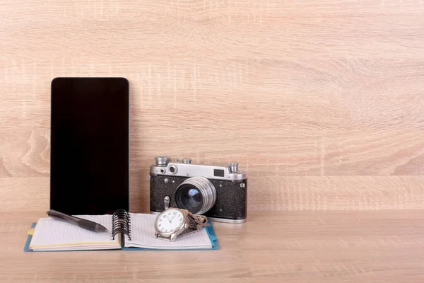 Itens Para Blogueiro Mesa Madeira — Fotografia de Stock