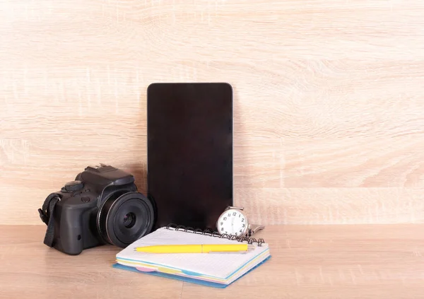 Objetos Para Blogueiro Mesa Madeira — Fotografia de Stock