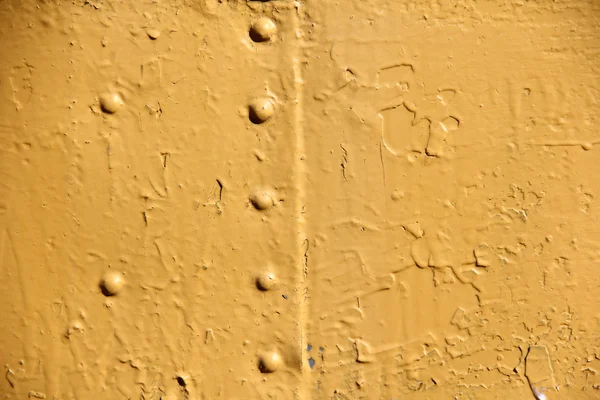 Yellow iron wall — Stock Photo, Image