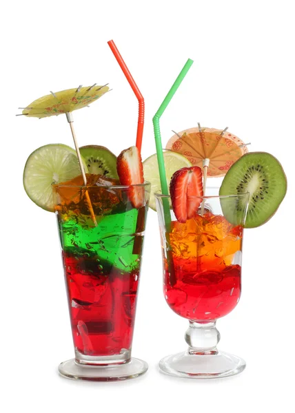 Coctail-Glas auf weißem Hintergrund — Stockfoto