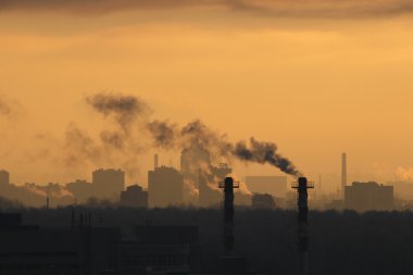 Günbatımı gökyüzü, endüstriyel