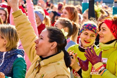 8 Mart 2019 Minsk Belarus Kadın Mutlu Genç Kadınlar Meydanı 'nda kutlanıyor