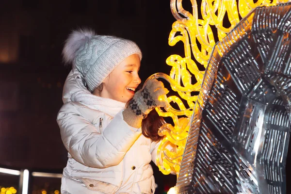 Dezembro 2018 Minsk Celebrações Ano Novo Bielorrússia Praça Cidade Menina — Fotografia de Stock