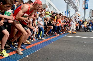15 Eylül 2019 Minsk Belarus Birçok çocuk ve yetişkin sporcu maratona başlıyor