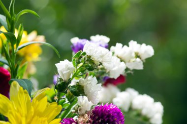 güzel çiçek buketi