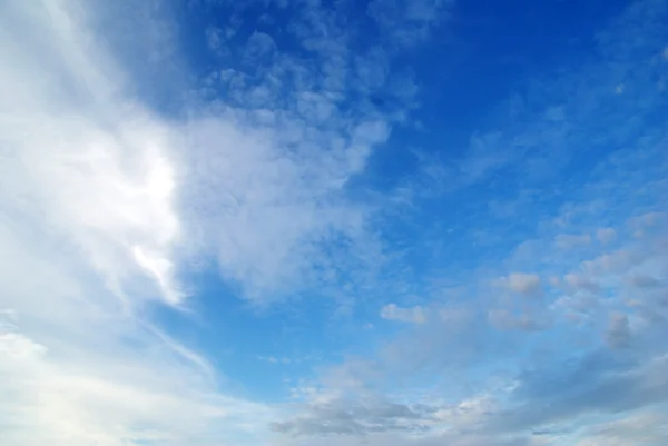 Nubes Cielo Azul —  Fotos de Stock