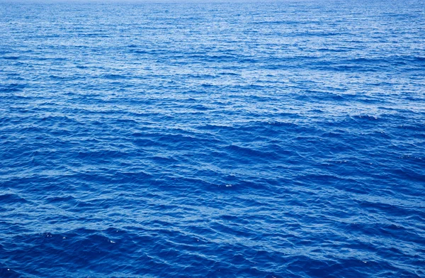 Krásná obloha a modré moře — Stock fotografie