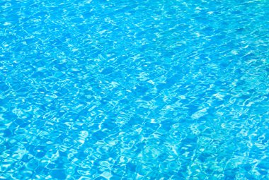 Yüzme Havuzu-güneşli yansımalar