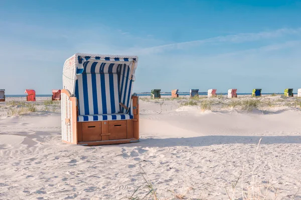 Several Roofed Wicker Beach Chairs Empty Sand Beach North Sea — Stock Photo, Image
