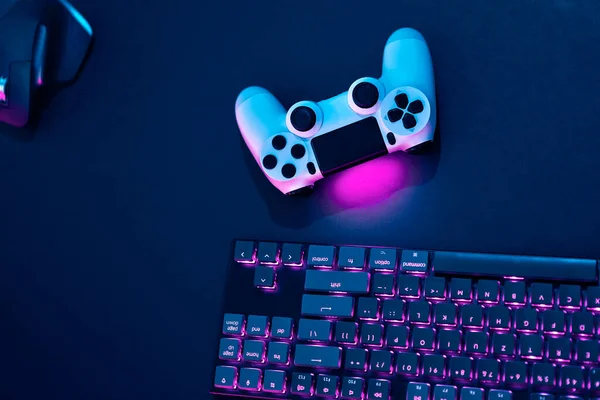 White Game Controller Color Backlighted Keyboard Headphones Grey Desk  Professional Stock Photo by ©gleitfrosch 506537542