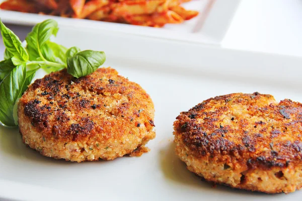 Pasta veggie burger — Stock Photo, Image