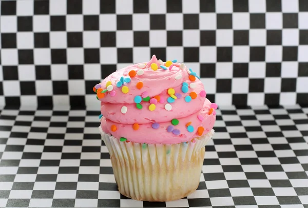 Γλυκό ροζ cupcake — Φωτογραφία Αρχείου